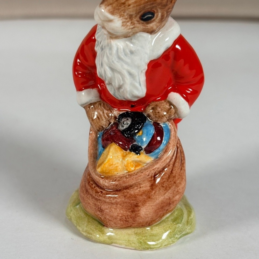 Royal Doulton Santa Bunnykins Happy Christmas Figurine Anthropomorphic 1981 4in - Picture 6 of 9